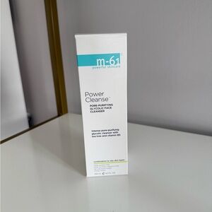 Power Cleanse Pore-Purifying Glycolic Face Cleanser - White